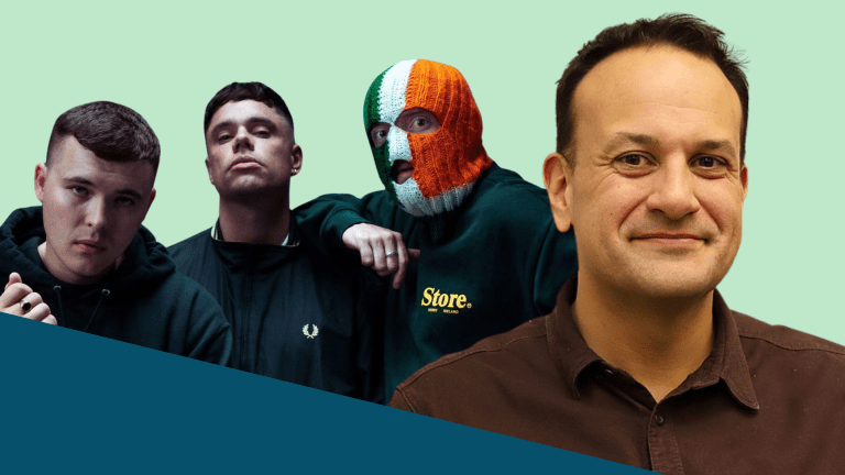 Tiocfaidh ár LOL: ‘Cheap mé go raibh Starmer ag magadh lena ráitis faoi Kneecap’ a deir Varadkar